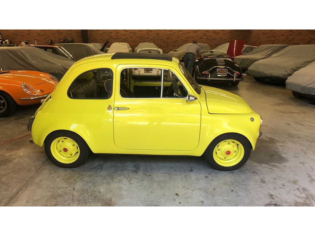 1967 FIAT 500 Base