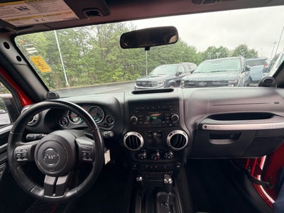 2012 Jeep Wrangler Sahara