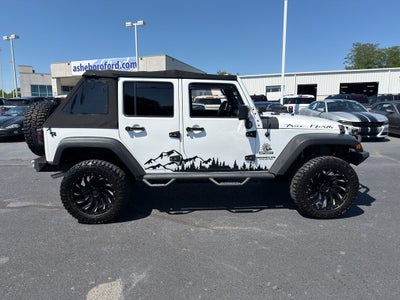 2016 Jeep Wrangler Sport
