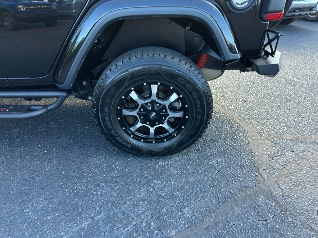 2020 Jeep Wrangler Sahara Altitude