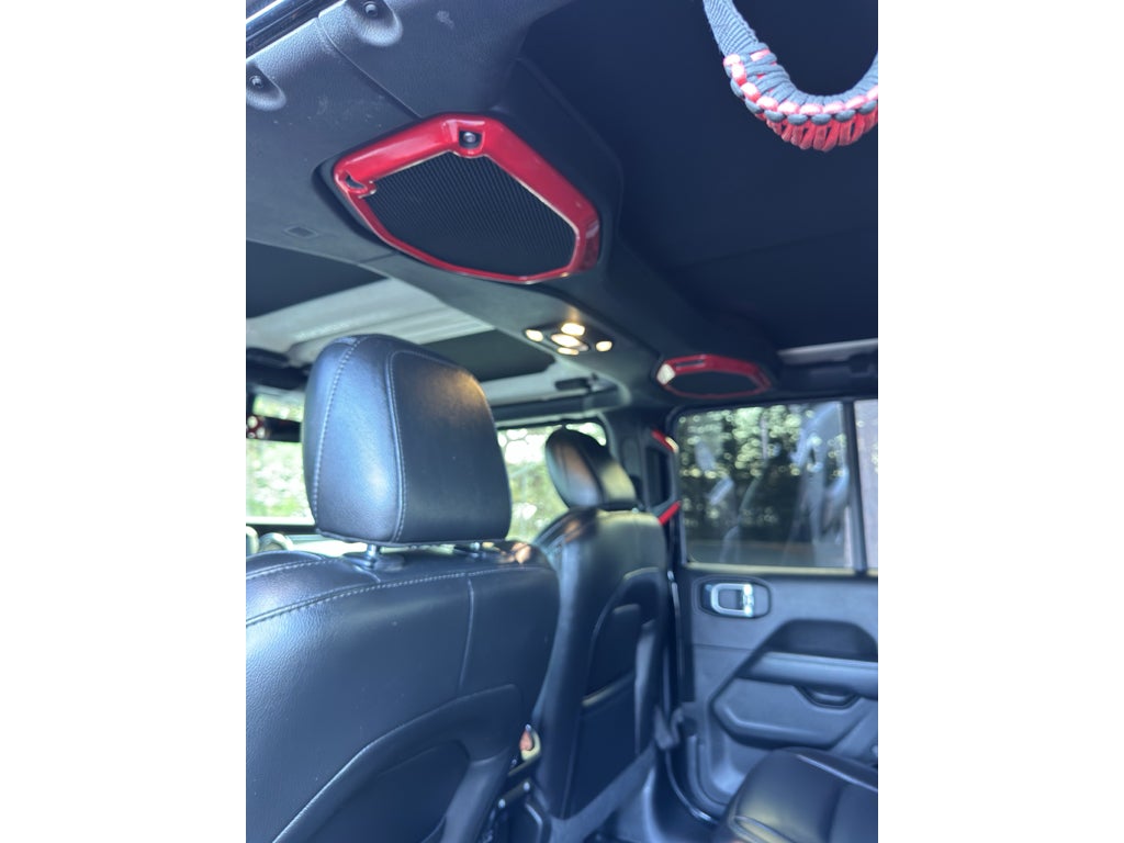 2020 Jeep Wrangler Sahara Altitude