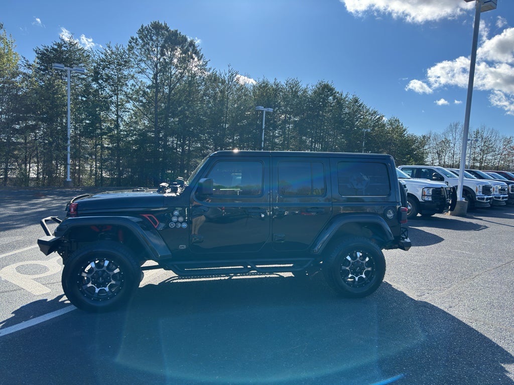 2020 Jeep Wrangler Sahara Altitude