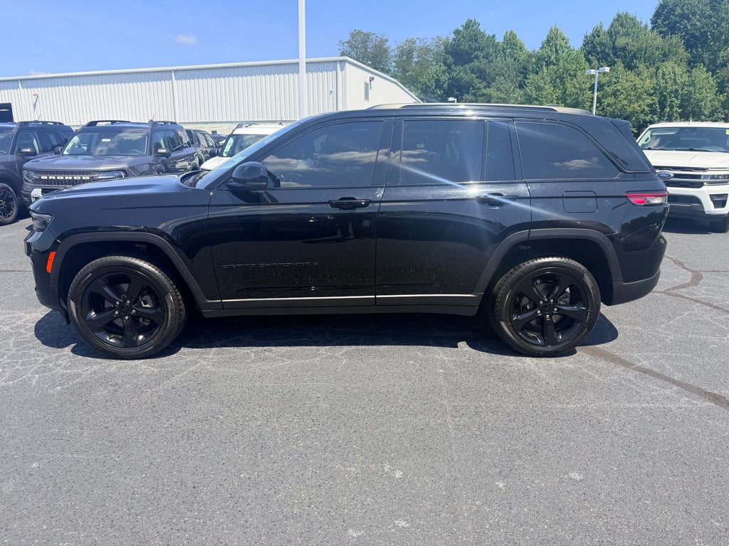 2023 Jeep Grand Cherokee Altitude