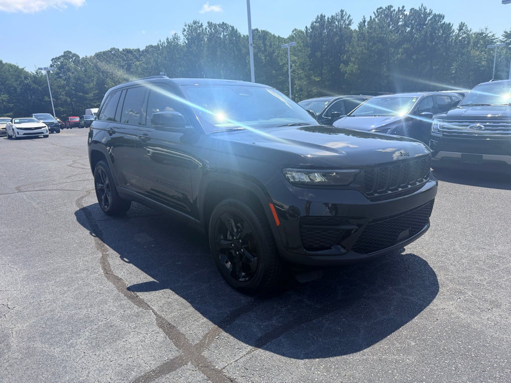 2023 Jeep Grand Cherokee Altitude