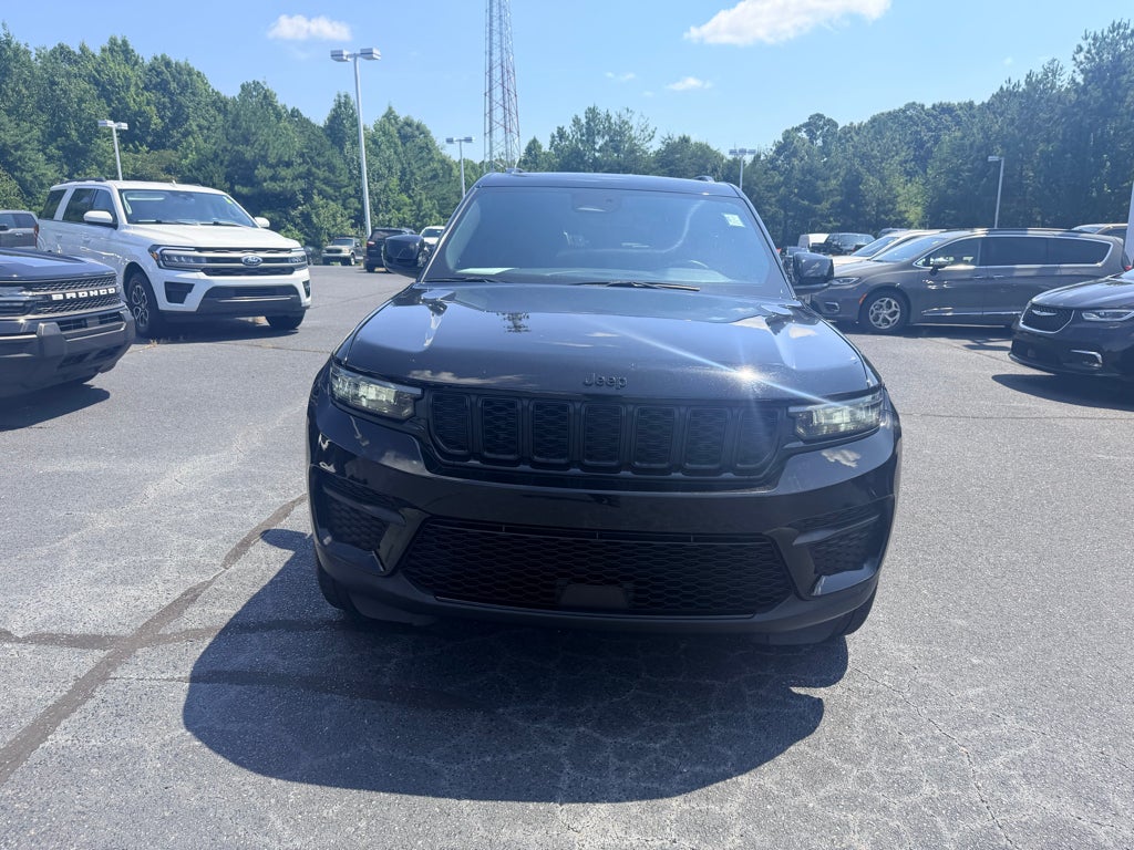 2023 Jeep Grand Cherokee Altitude
