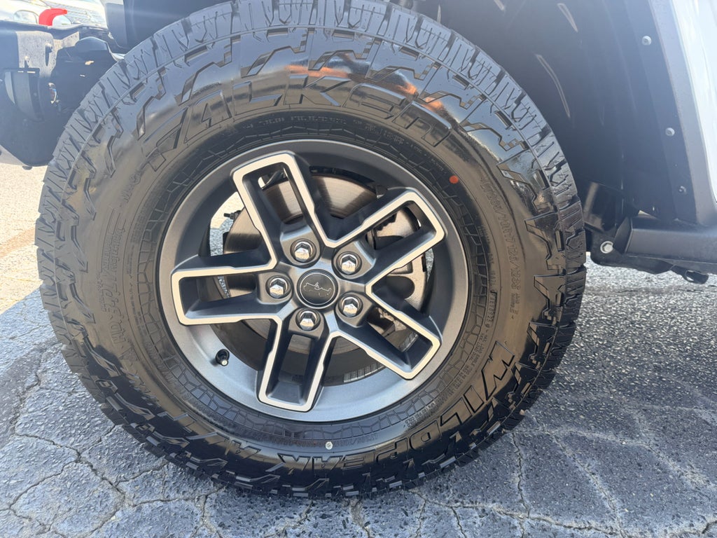 2024 Jeep Gladiator Mojave X