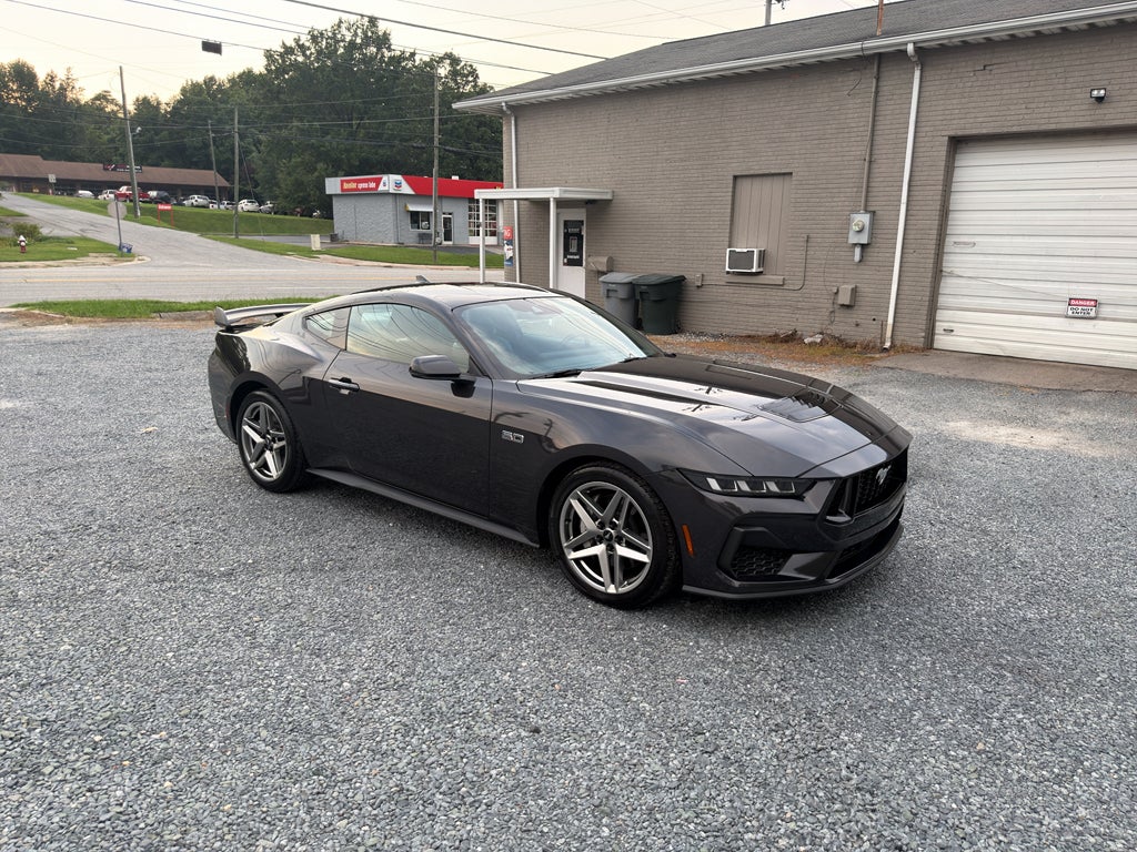 2024 Ford Mustang GT Premium