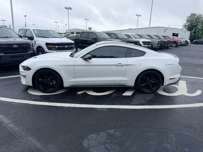 2022 Ford Mustang EcoBoost