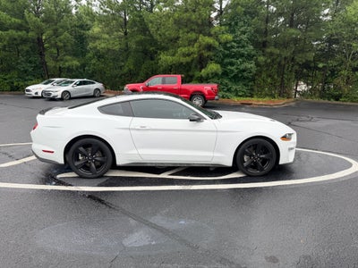 2022 Ford Mustang EcoBoost