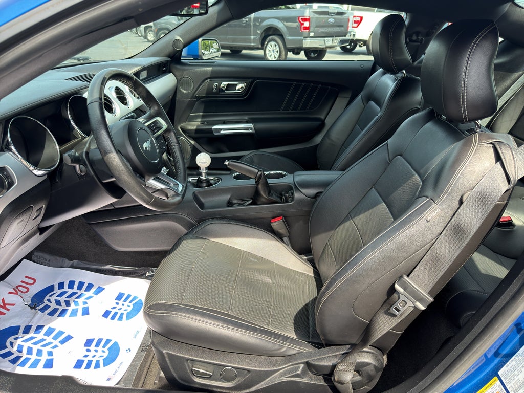 2017 Ford Mustang EcoBoost Premium
