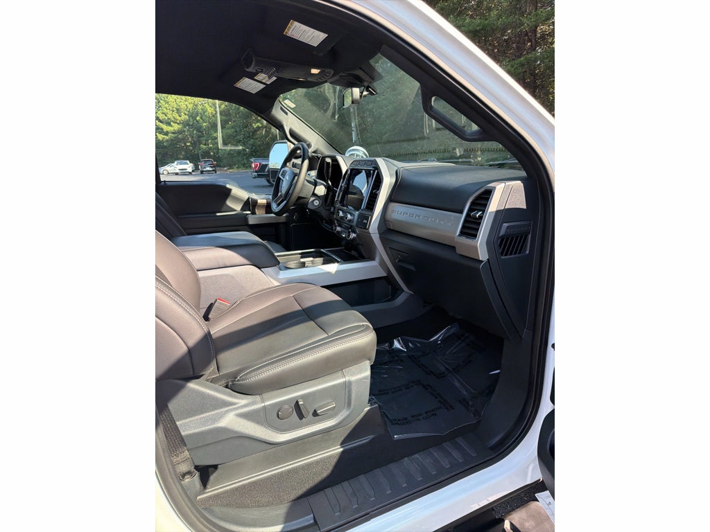 2022 Ford F-550 LARIAT