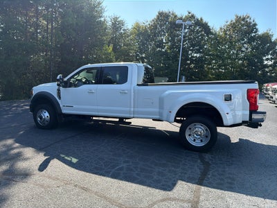 2022 Ford F-550 LARIAT
