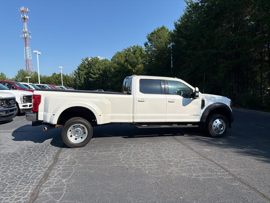 2022 Ford F-550 LARIAT