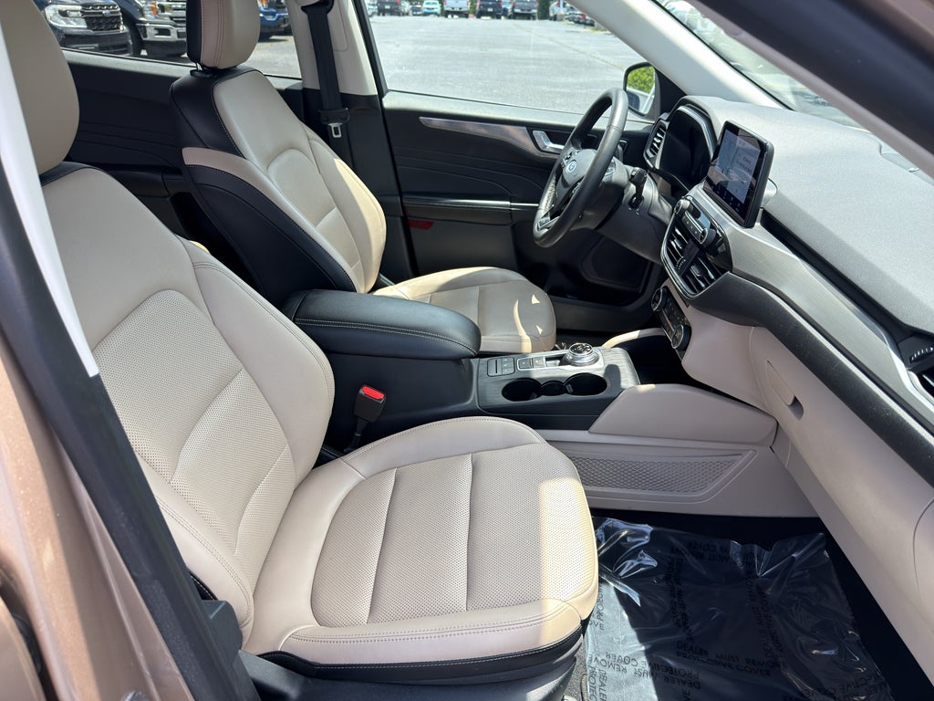 2021 Ford Escape Hybrid Titanium Hybrid
