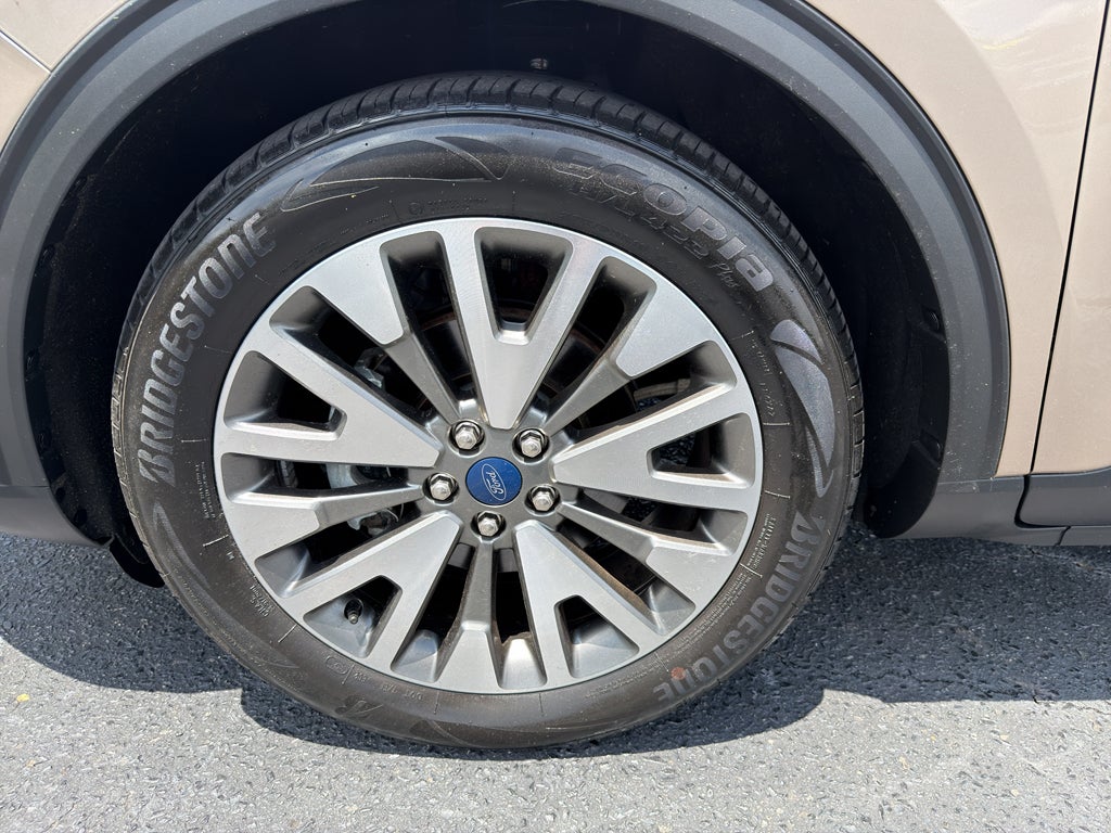 2021 Ford Escape Hybrid Titanium Hybrid