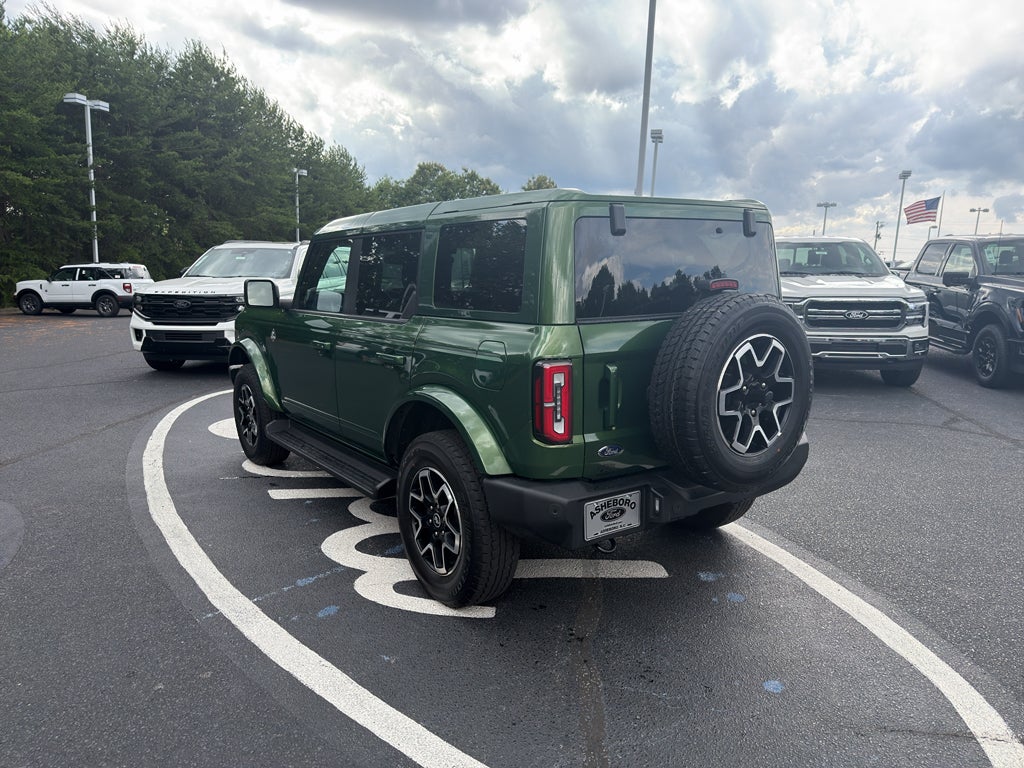 2025 Ford Bronco Outer Banks