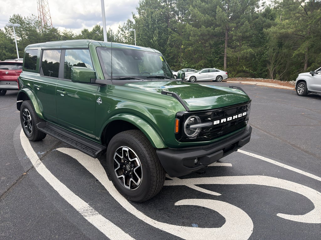 2025 Ford Bronco Outer Banks