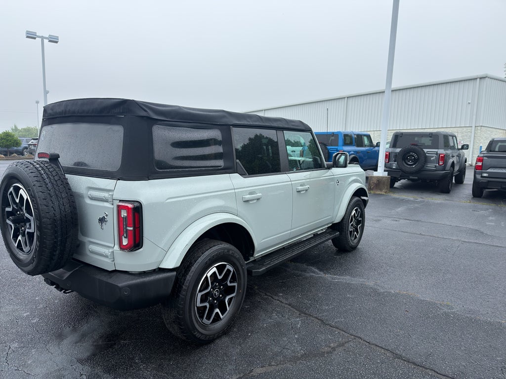 2022 Ford Bronco Outer Banks
