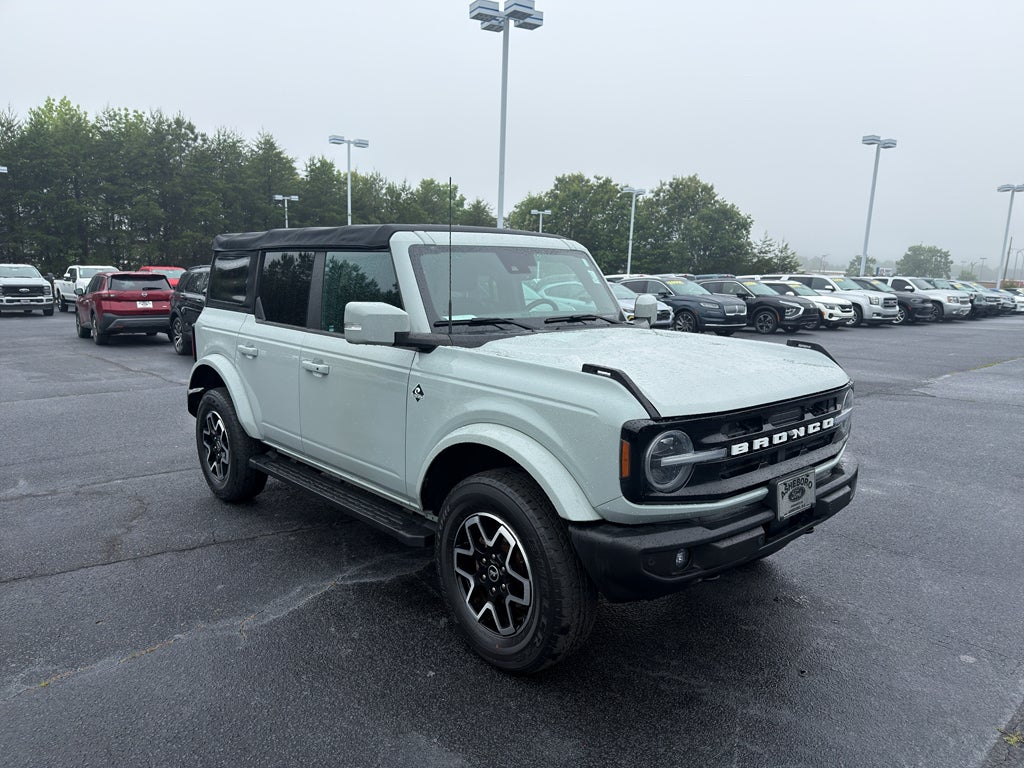 2022 Ford Bronco Outer Banks