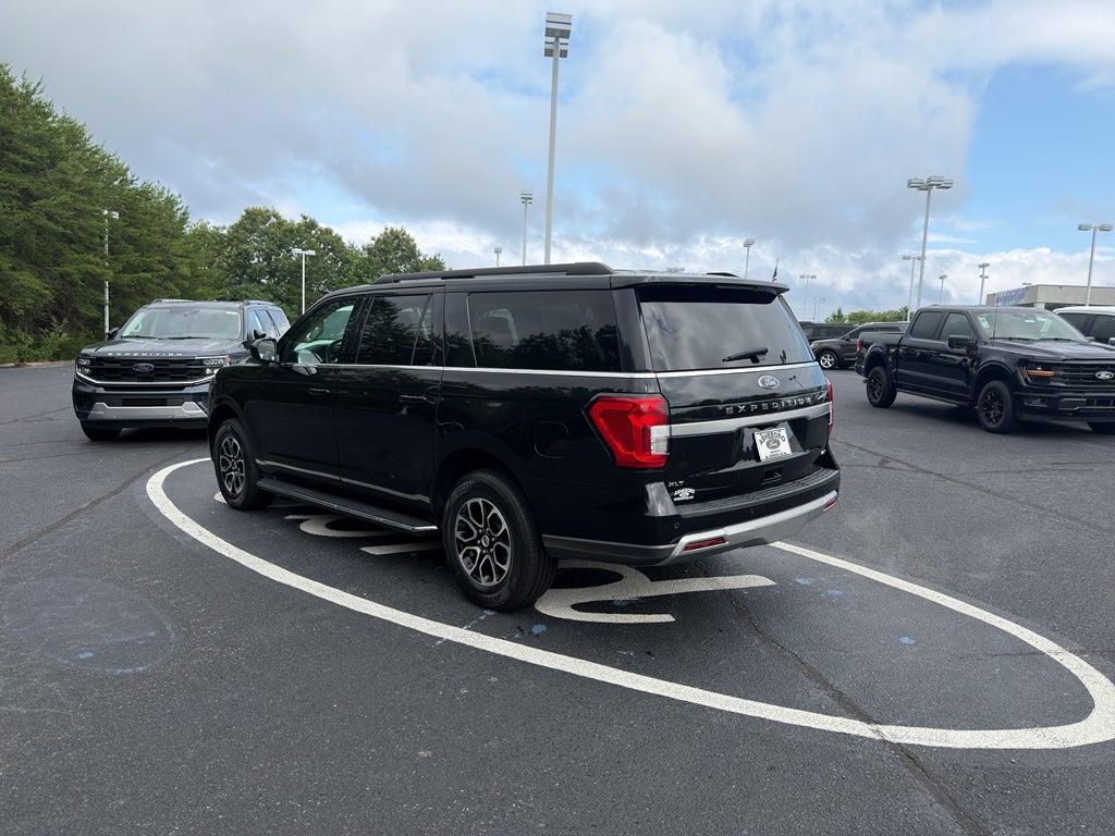 2023 Ford Expedition MAX XLT