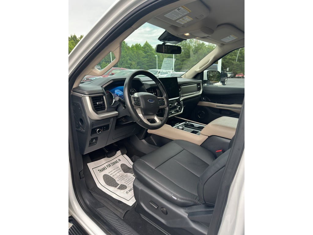 2024 Ford Expedition XLT