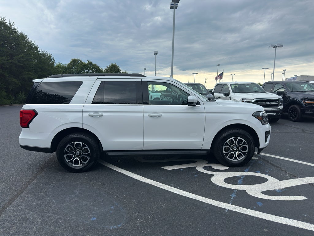 2024 Ford Expedition XLT