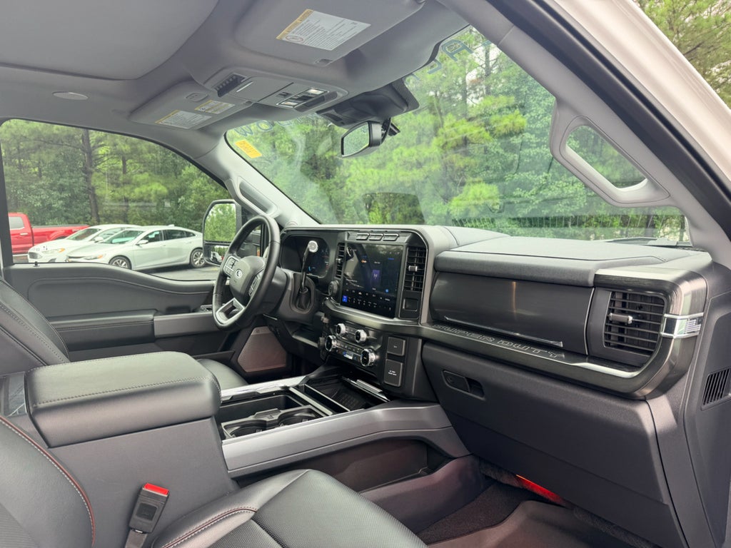 2024 Ford F-250 Black Widow