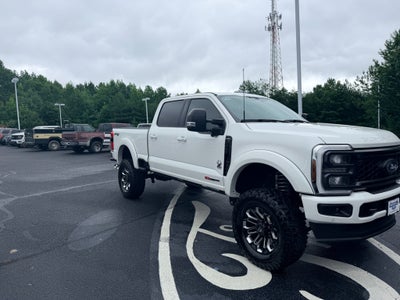 2024 Ford F-250 Black Widow
