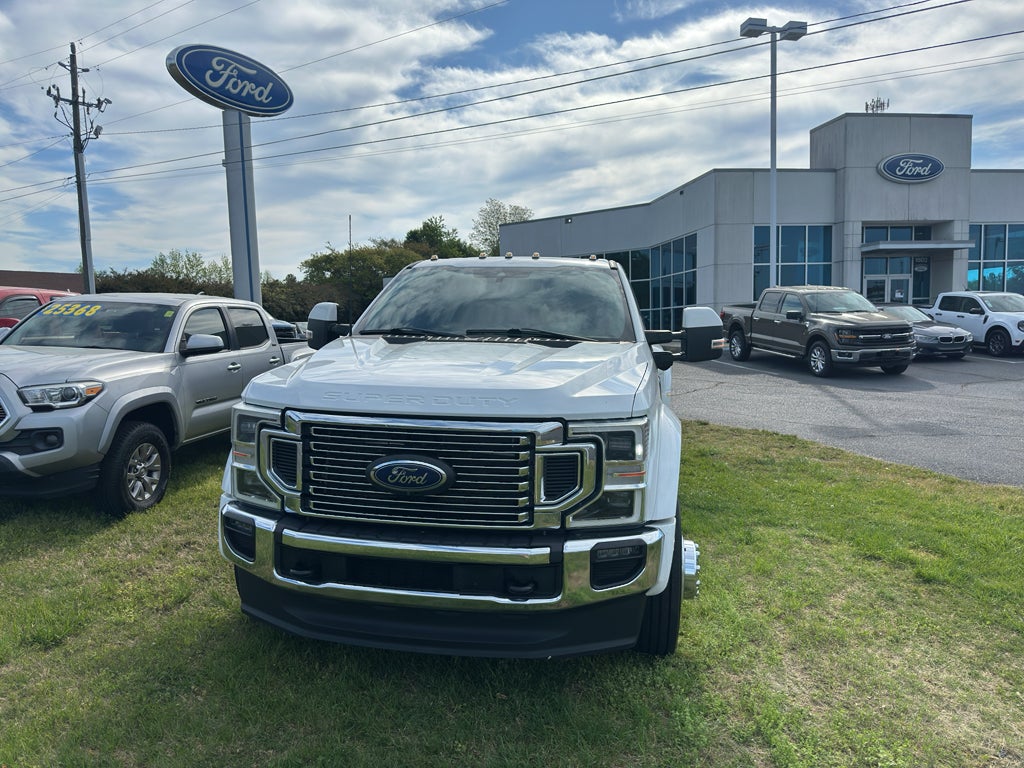 2022 Ford F-450 LARIAT