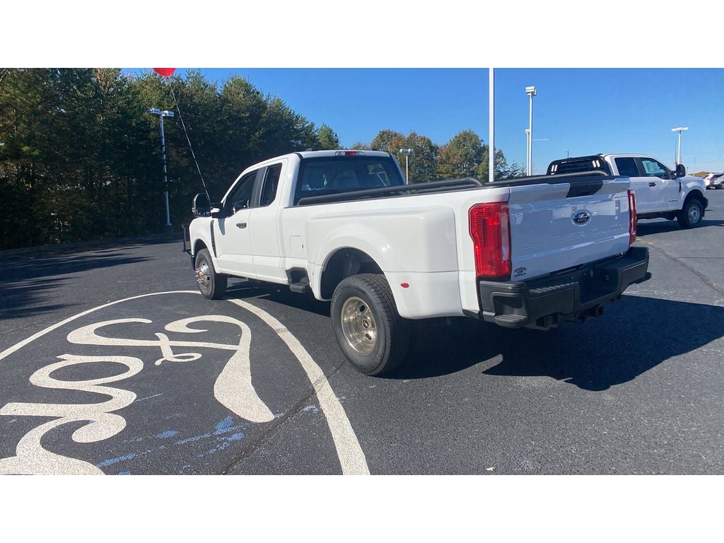 2023 Ford F-350 XL