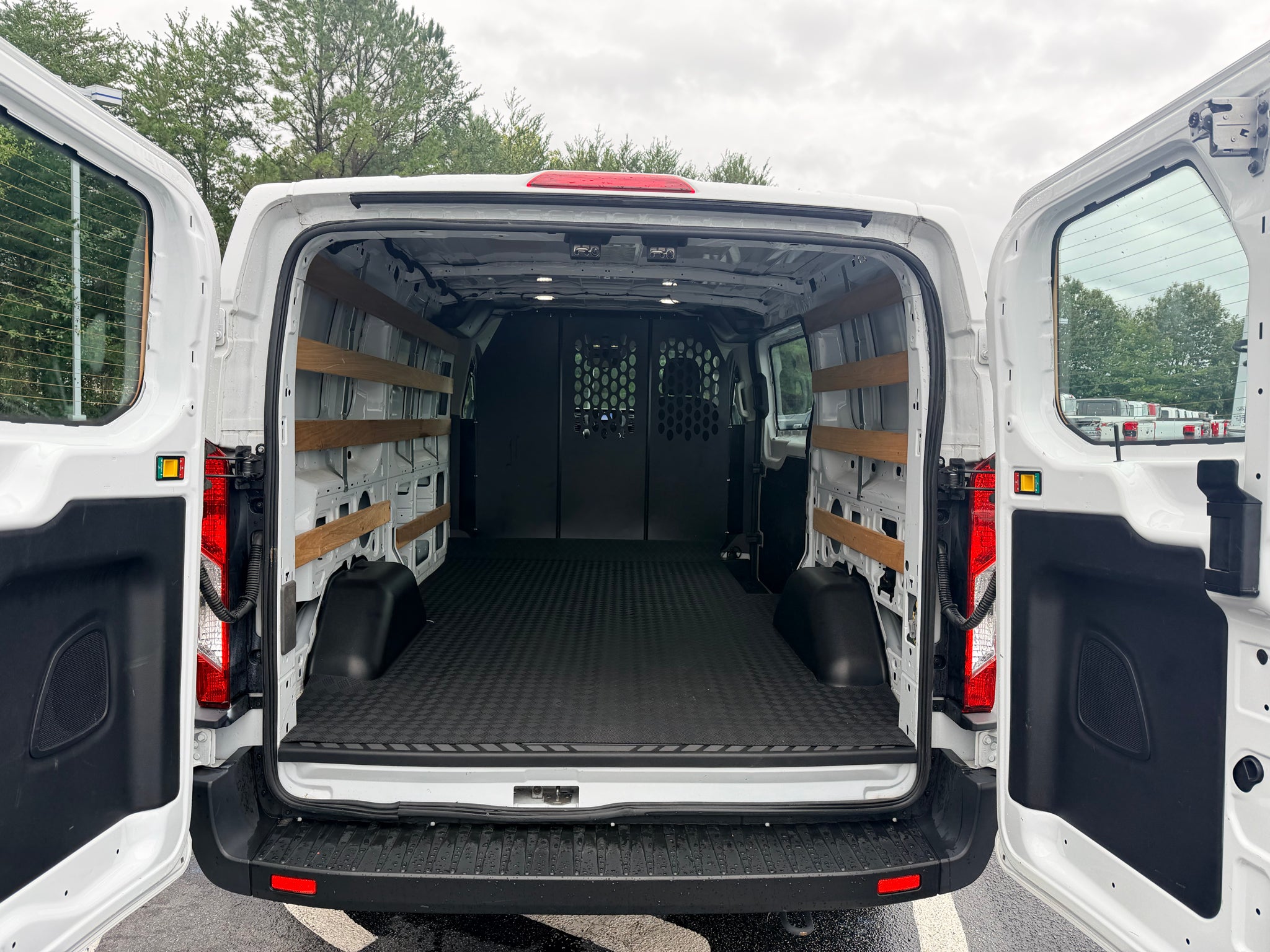 2025 Ford Transit Van Base