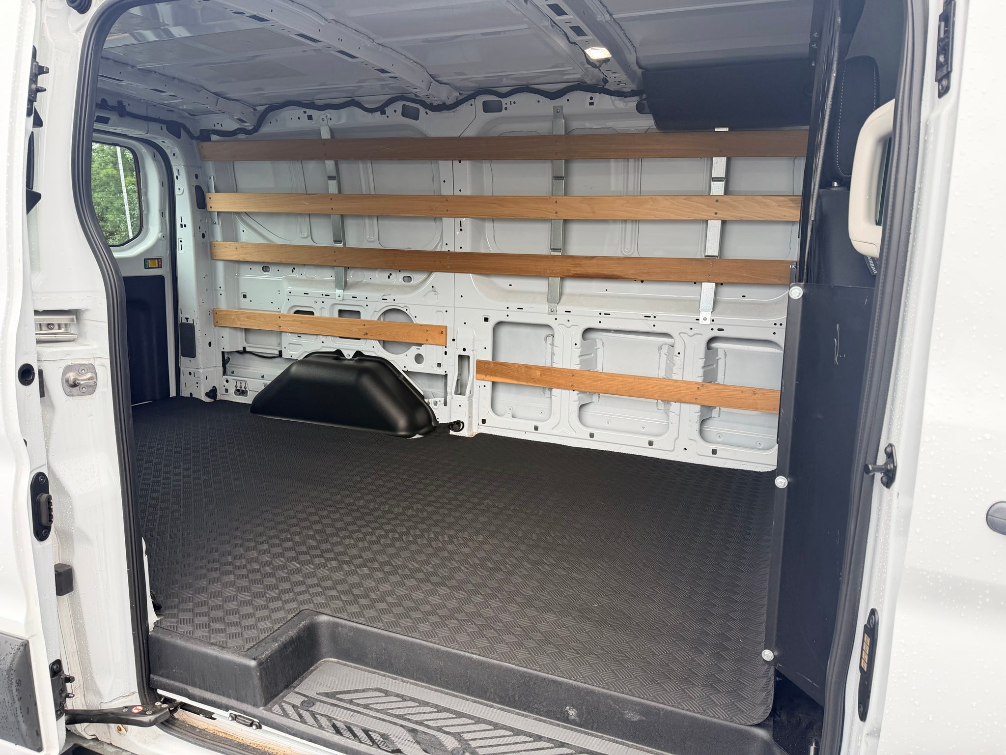 2025 Ford Transit Van Base