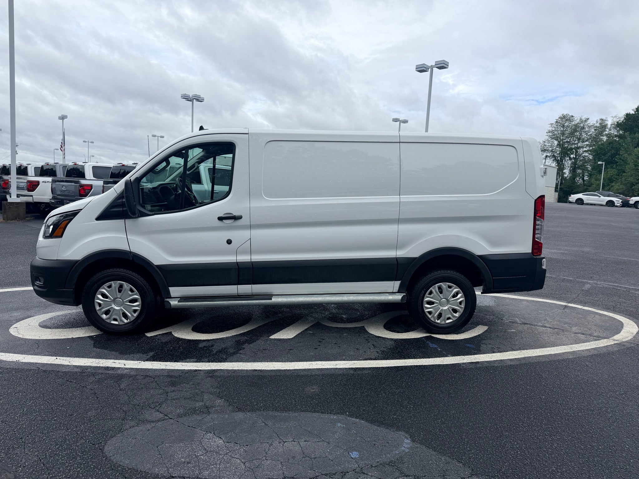 2025 Ford Transit Van Base
