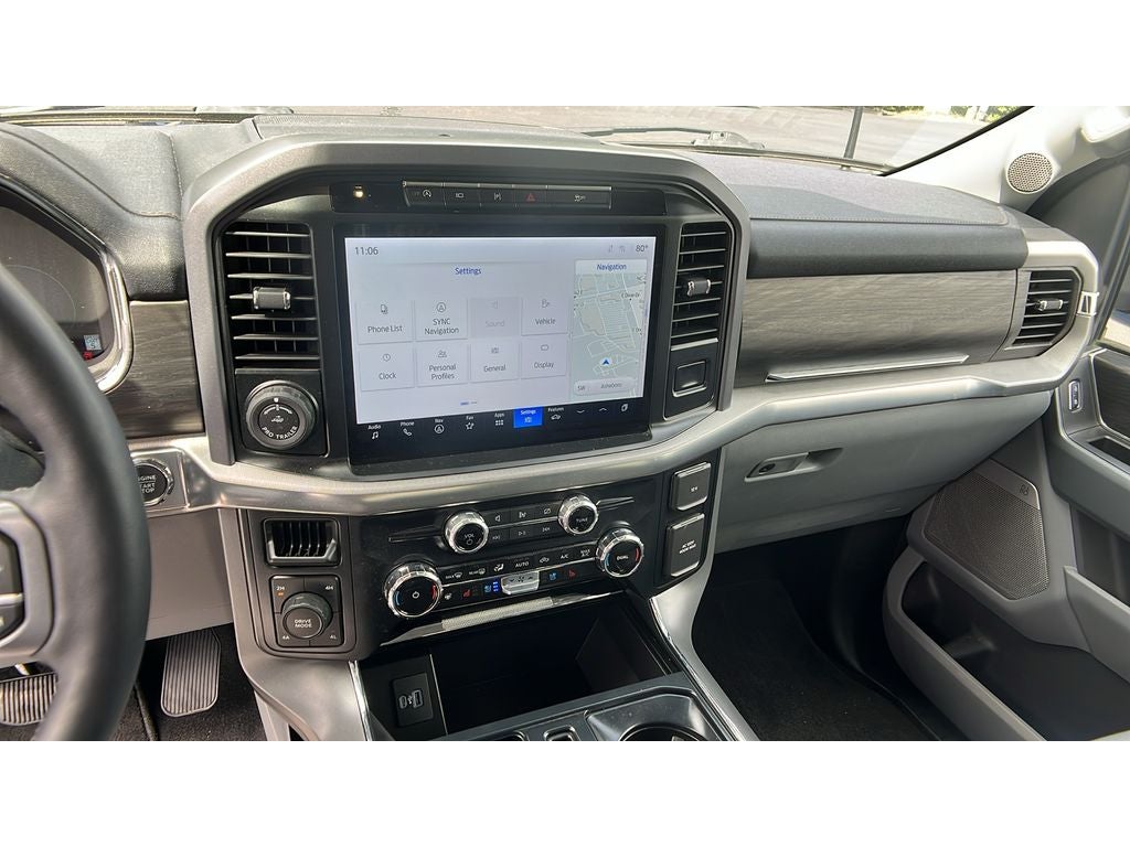 2024 Ford F-150 LARIAT V8