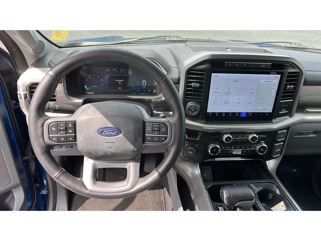 2024 Ford F-150 LARIAT V8