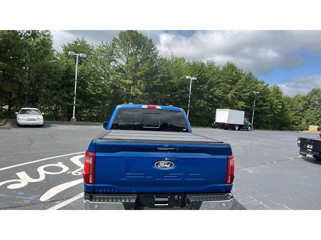 2024 Ford F-150 LARIAT V8