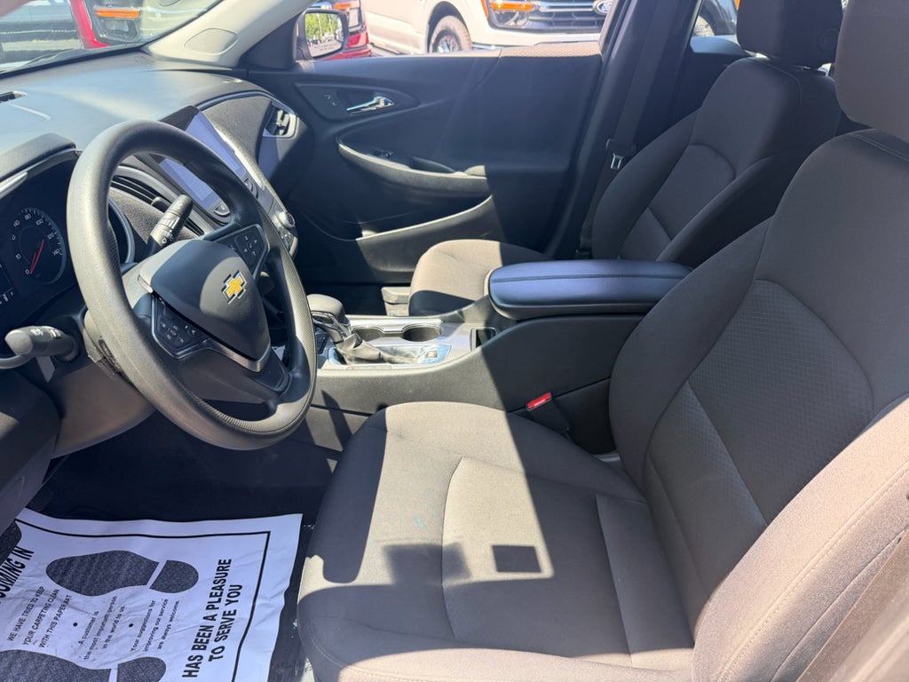 2025 Chevrolet Malibu LT