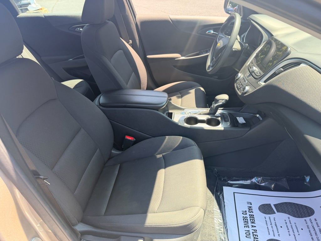 2025 Chevrolet Malibu LT