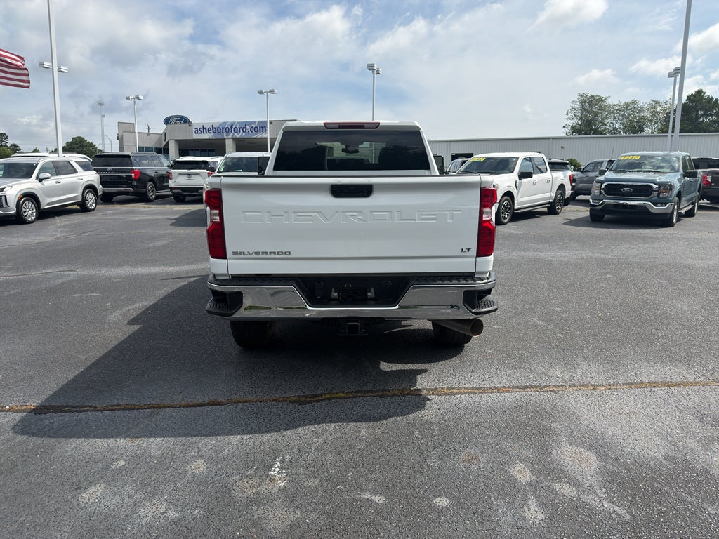 2025 Chevrolet Silverado LT
