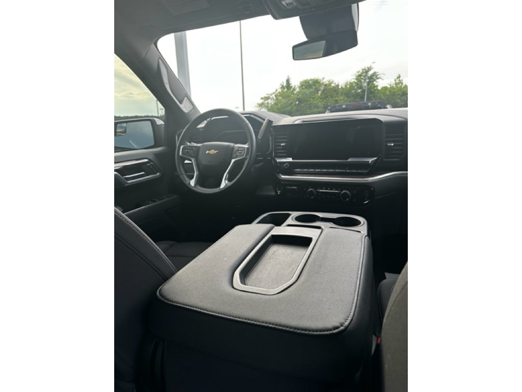 2026 Chevrolet Silverado LT