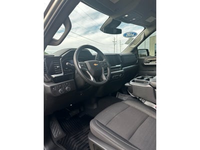 2026 Chevrolet Silverado LT