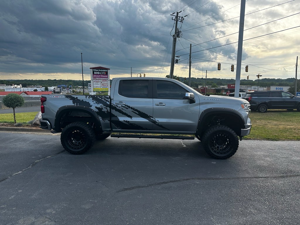 2026 Chevrolet Silverado LT