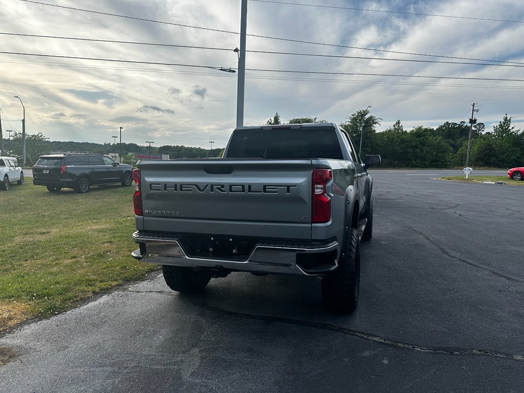 2026 Chevrolet Silverado LT