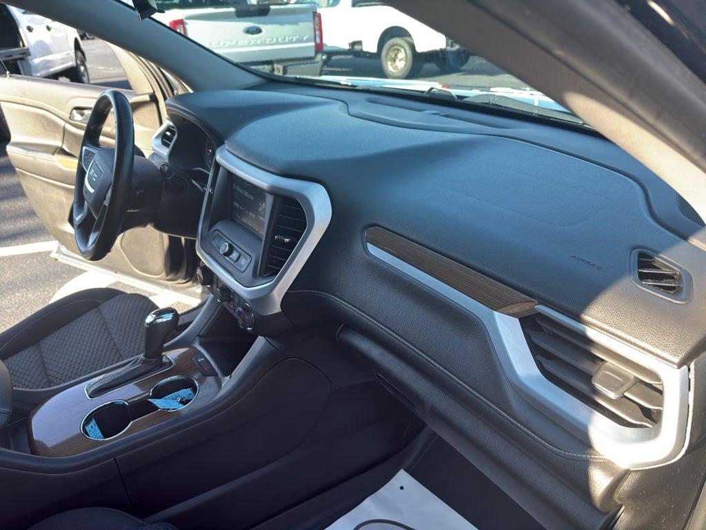 2019 GMC Acadia SLE