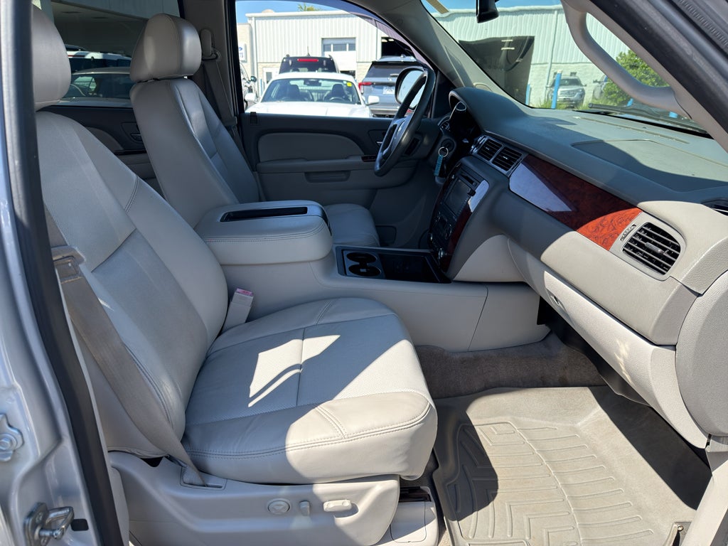 2013 Chevrolet Suburban LTZ