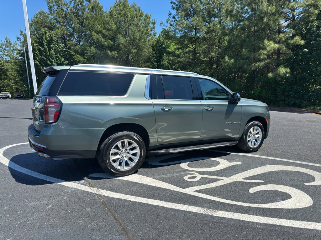 2023 Chevrolet Suburban Premier