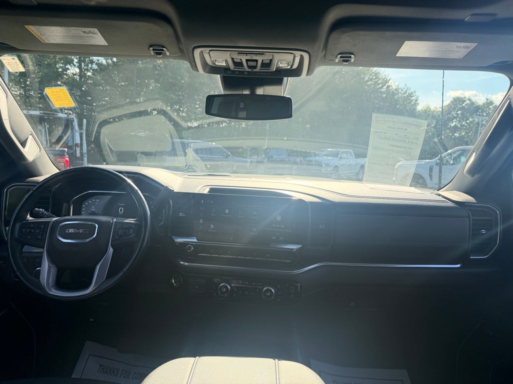 2025 GMC Sierra SLT