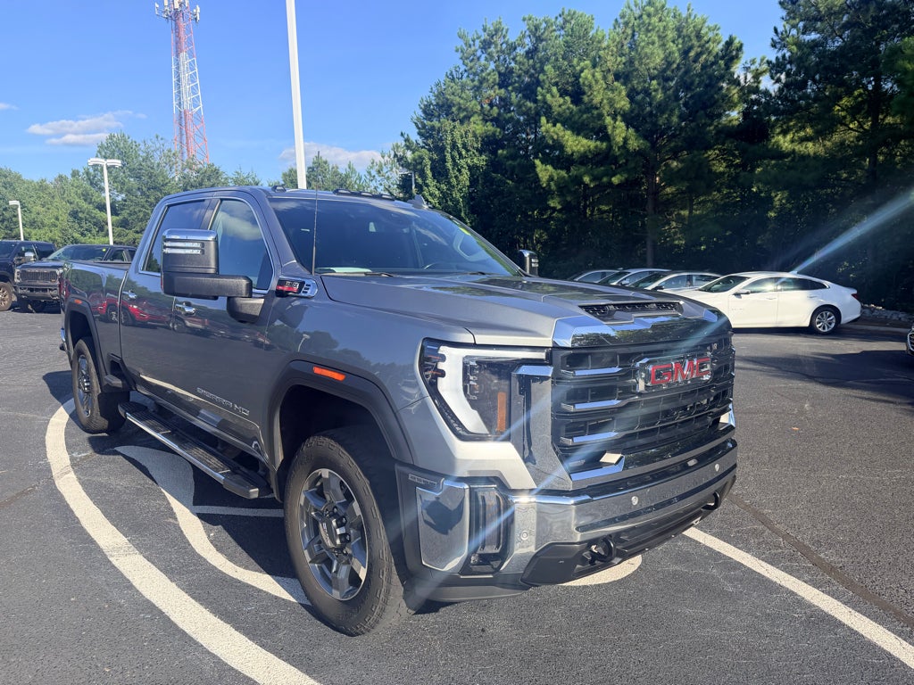 2025 GMC Sierra SLT