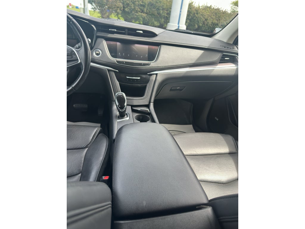 2019 Cadillac XT5 Luxury FWD