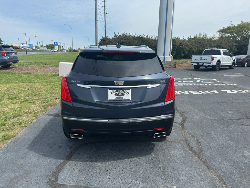 2019 Cadillac XT5 Luxury FWD